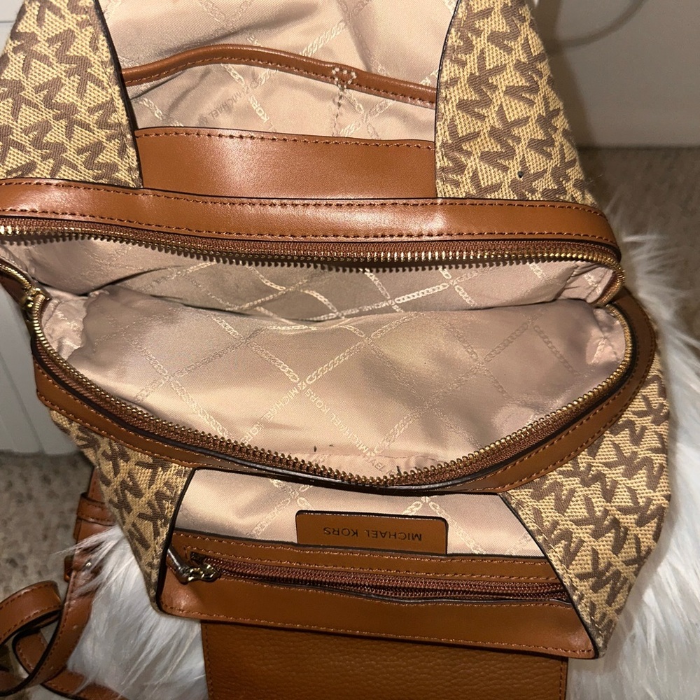 Michael Kors Backpack - Picture 4 of 4